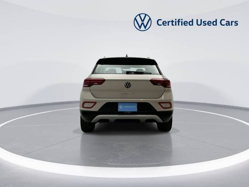 2026 Volkswagen T ROC LIFE thumbnail 7