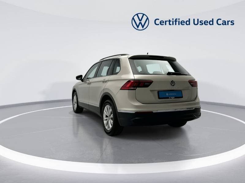 2024 Volkswagen Tiguan LIFE thumbnail 6