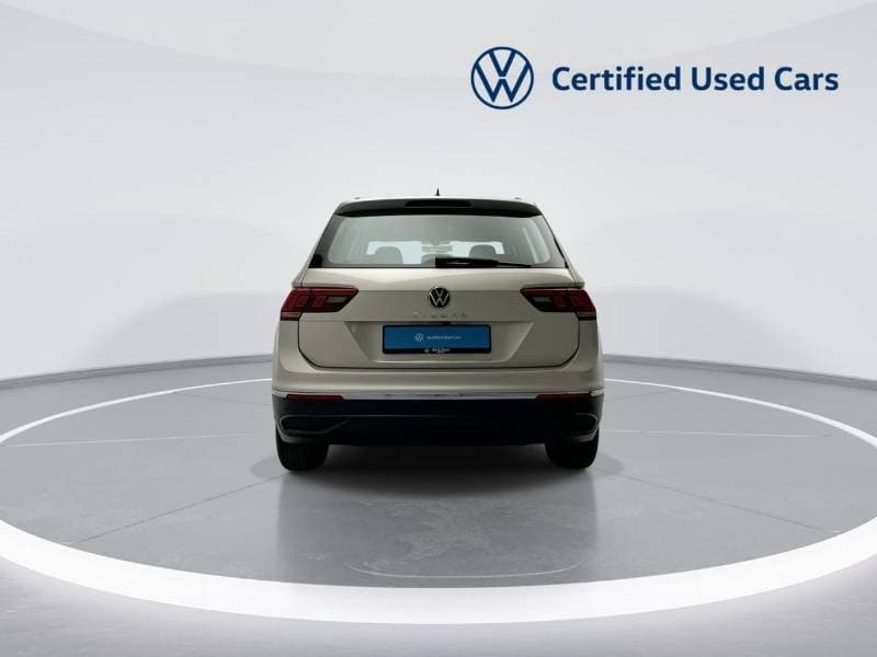 2024 Volkswagen Tiguan LIFE thumbnail 7