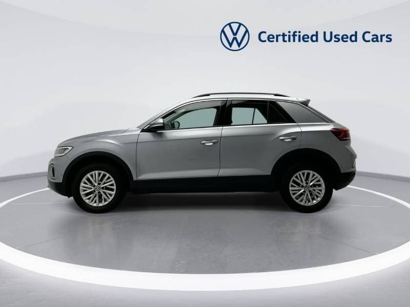 2024 Volkswagen T ROC LIFE thumbnail 4