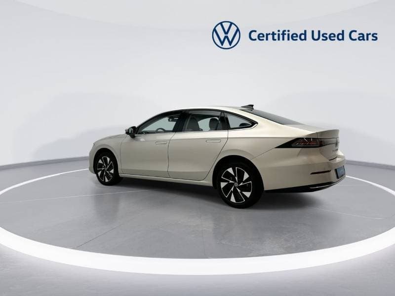 2026 Volkswagen Passat HIGHLINE thumbnail 5