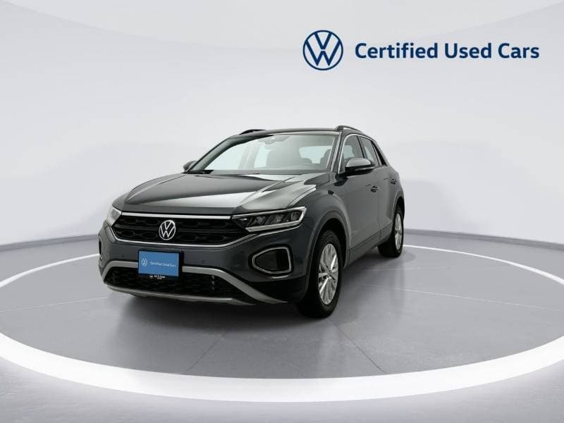 2026 Volkswagen T ROC LIFE thumbnail 2