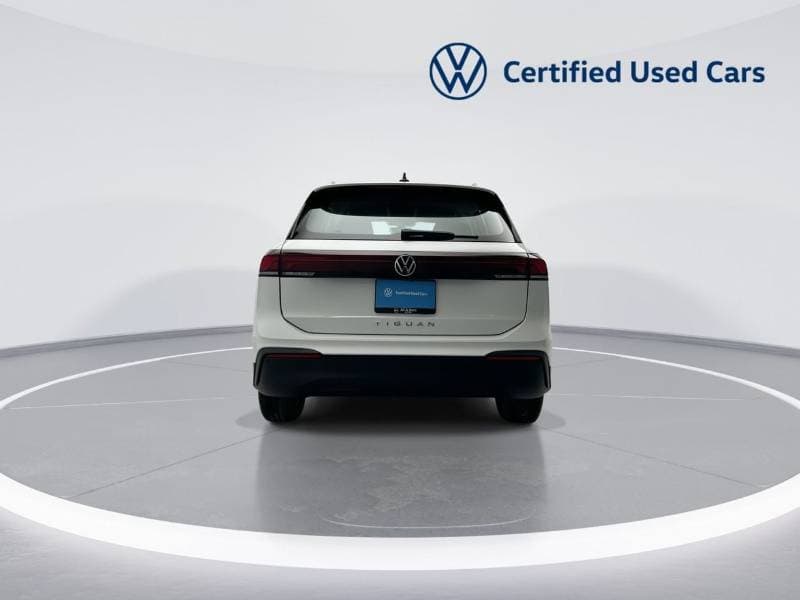 2025 Volkswagen Tiguan LIFE thumbnail 6