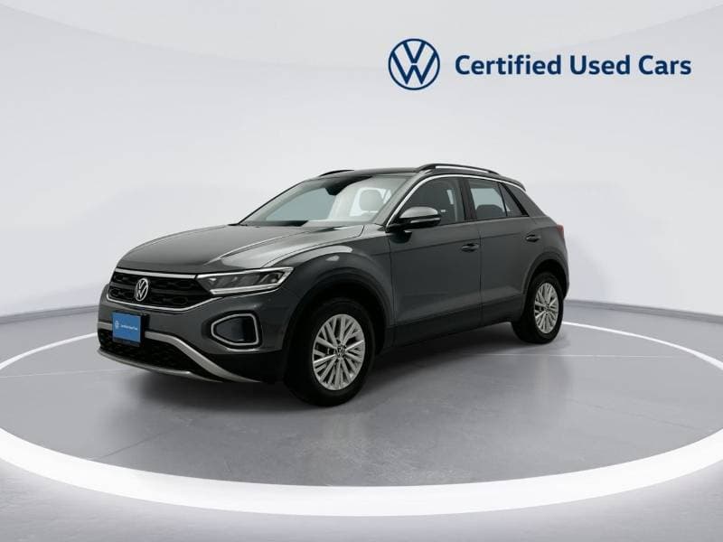 2024 Volkswagen T ROC LIFE thumbnail 2