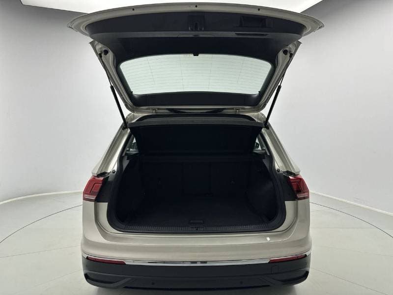 2024 Volkswagen Tiguan TREND thumbnail 2
