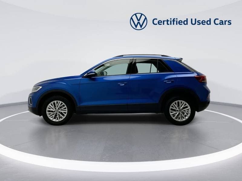 2024 Volkswagen T ROC LIFE thumbnail 3