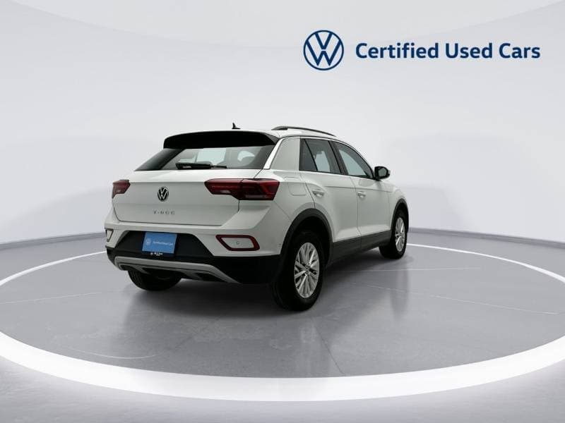 2026 Volkswagen T ROC LIFE thumbnail 8
