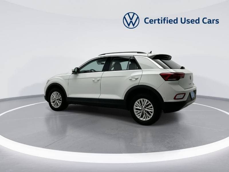 2026 Volkswagen T ROC LIFE thumbnail 5