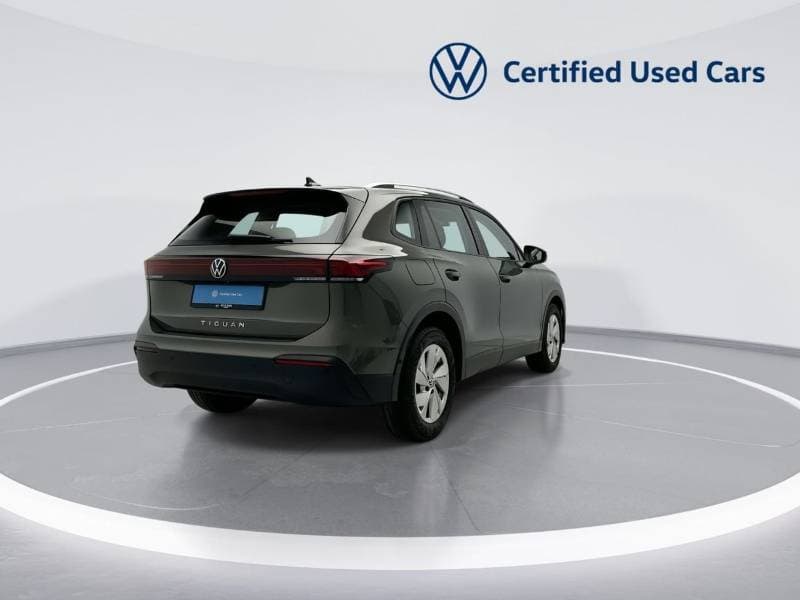 2025 Volkswagen Tiguan LIFE thumbnail 8