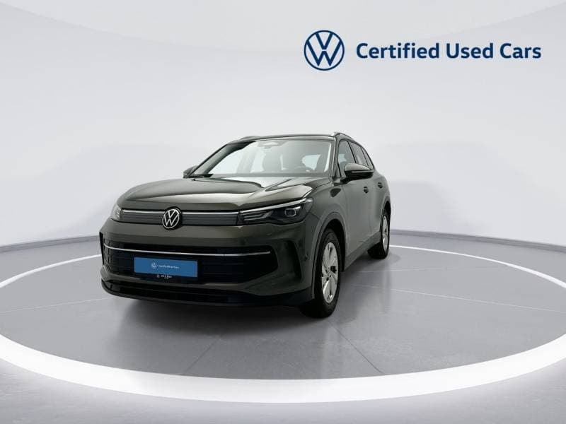 2025 Volkswagen Tiguan LIFE thumbnail 2