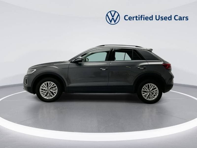 2024 Volkswagen T ROC LIFE thumbnail 4