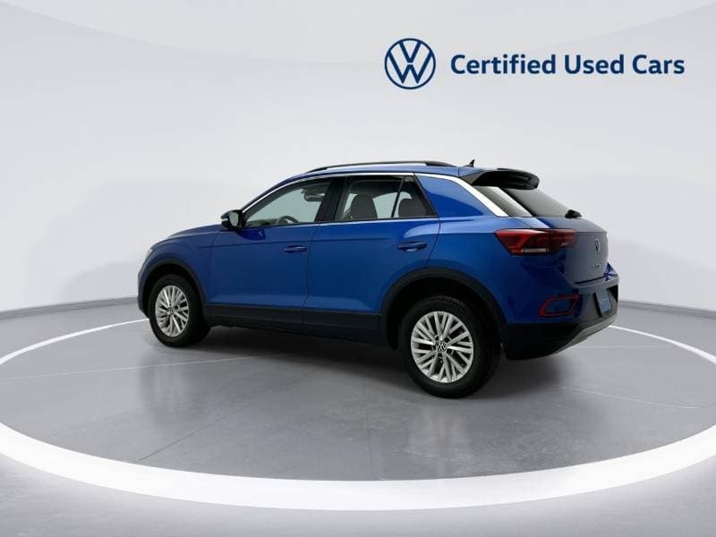 2024 Volkswagen T ROC LIFE thumbnail 5