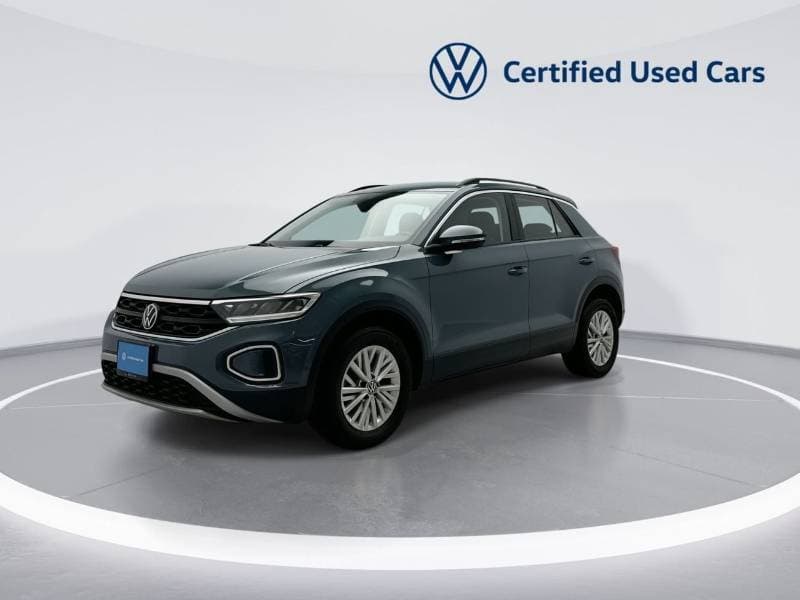 2024 Volkswagen T ROC LIFE thumbnail 2