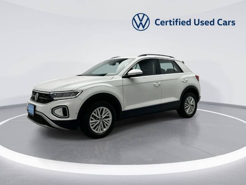 2024 Volkswagen T ROC LIFE thumbnail 3