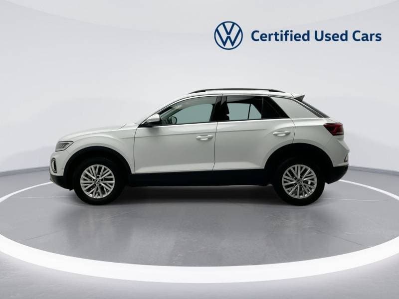 2024 Volkswagen T ROC LIFE thumbnail 4