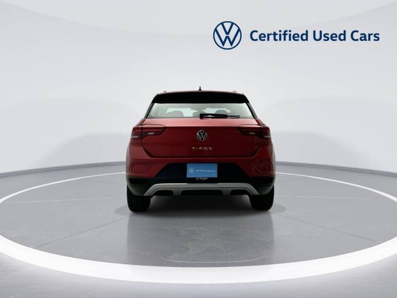 2024 Volkswagen T ROC LIFE thumbnail 5