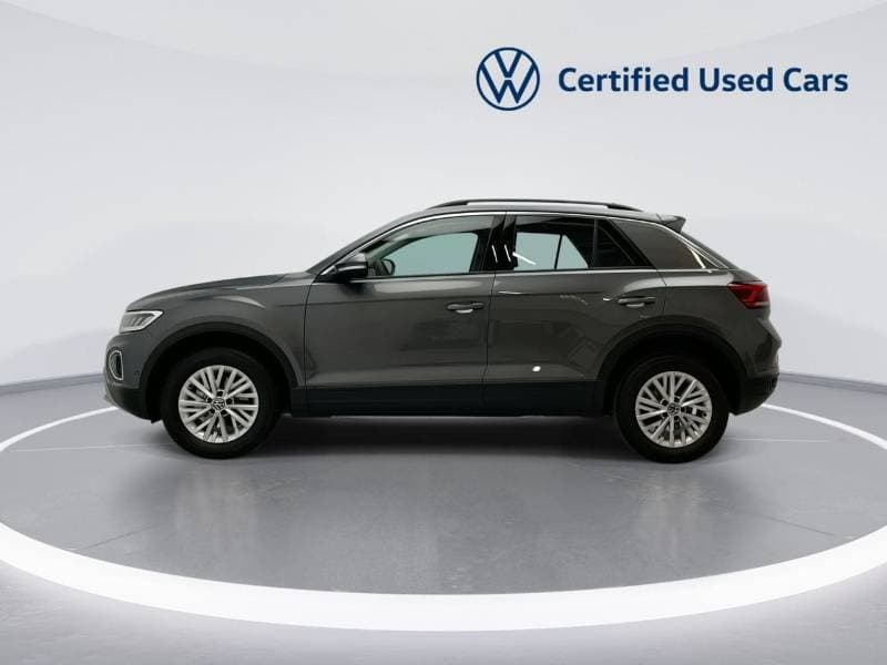 2024 Volkswagen T ROC LIFE thumbnail 4
