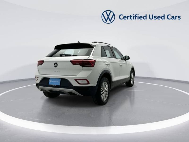 2024 Volkswagen T ROC LIFE thumbnail 8