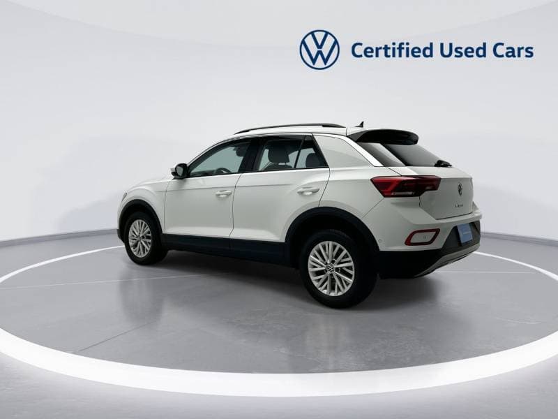2024 Volkswagen T ROC LIFE thumbnail 6