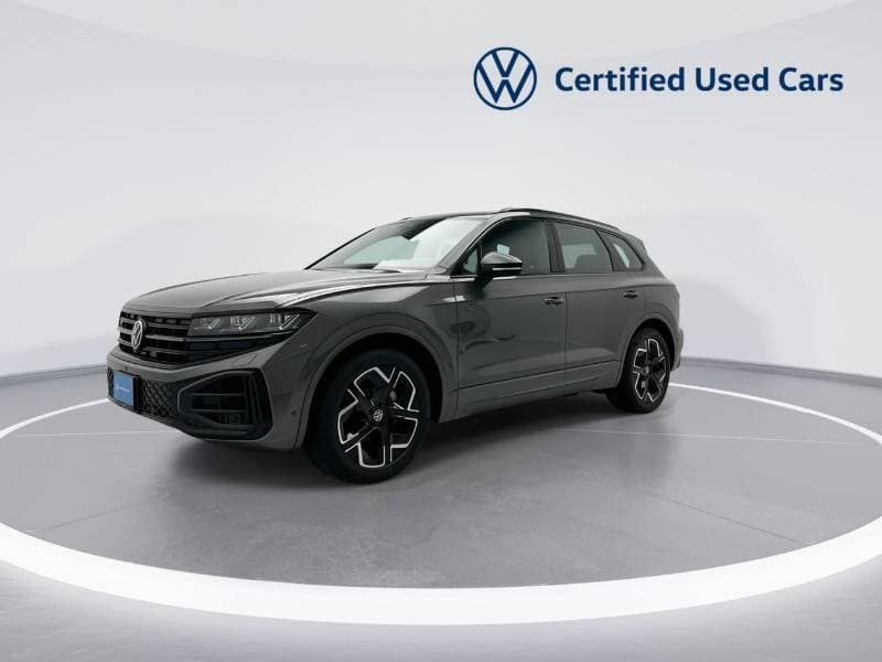 2024 Volkswagen Touareg R LINE thumbnail 2