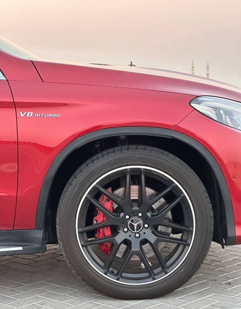 2016 Mercedes Benz GLE 63 AMG S thumbnail 6