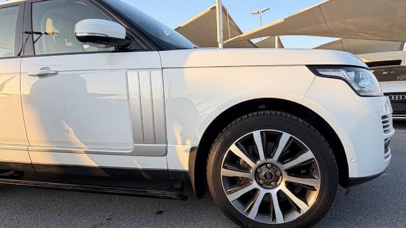 2013 Land Rover Range Rover VOGUE SE thumbnail 8