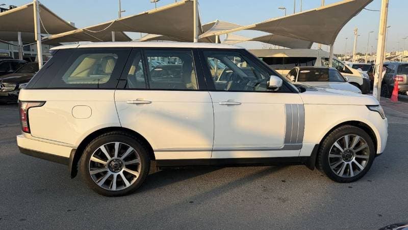2013 Land Rover Range Rover VOGUE SE thumbnail 2