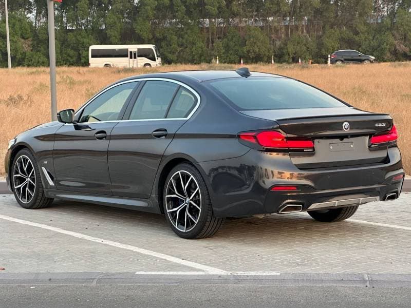2023 BMW 530i LUXURY LINE EXCLUSIVE thumbnail 4