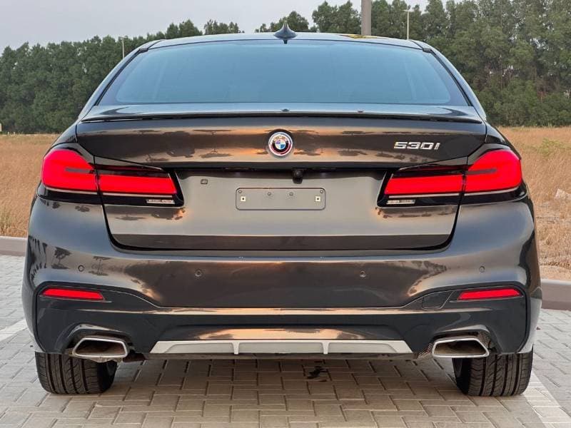 2023 BMW 530i LUXURY LINE EXCLUSIVE thumbnail 3