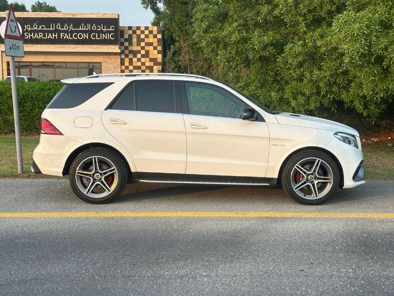 2019 Mercedes Benz GLE 400 AMG thumbnail 7