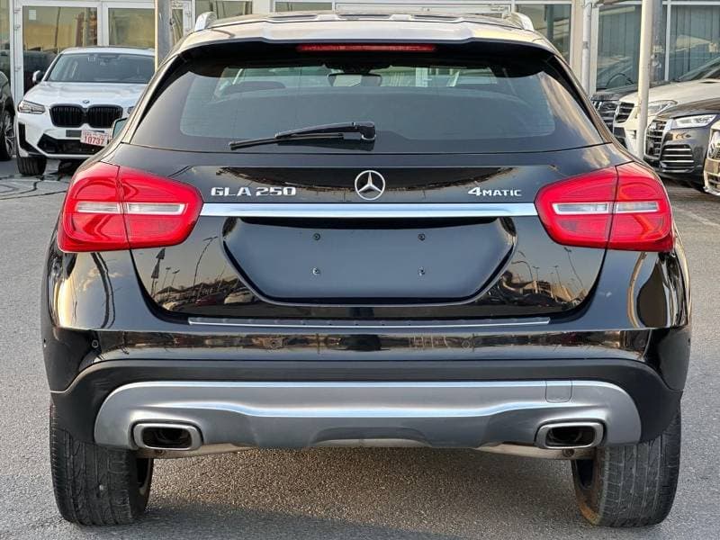 2016 Mercedes Benz GLA250 STANDARD thumbnail 3
