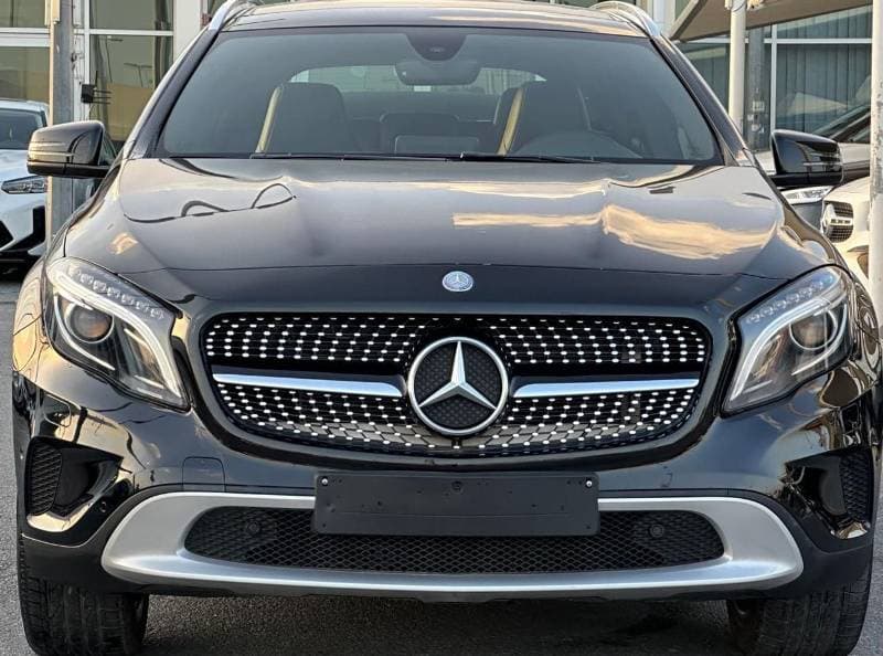 2016 Mercedes Benz GLA250 STANDARD thumbnail 6