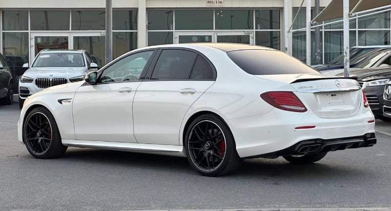 2018 Mercedes Benz E63 AMG S thumbnail 4