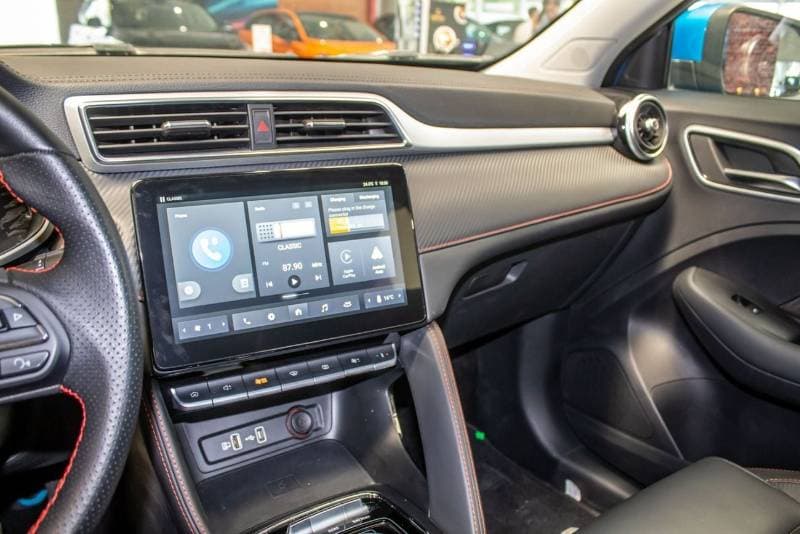 2023 MG ZS EV LUX thumbnail 3