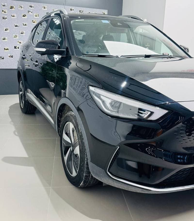 2023 MG ZS EV LUX thumbnail 3