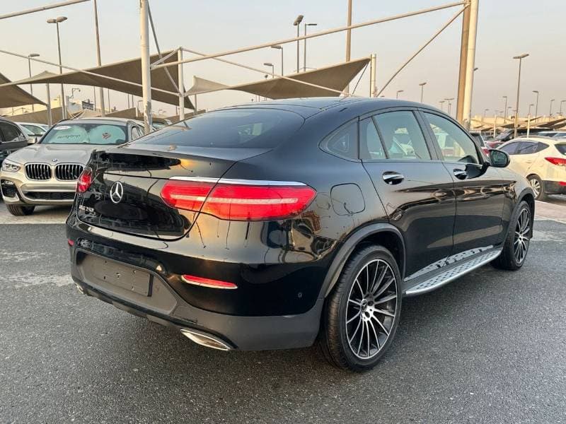 2018 Mercedes Benz GLC250 AMG thumbnail 3
