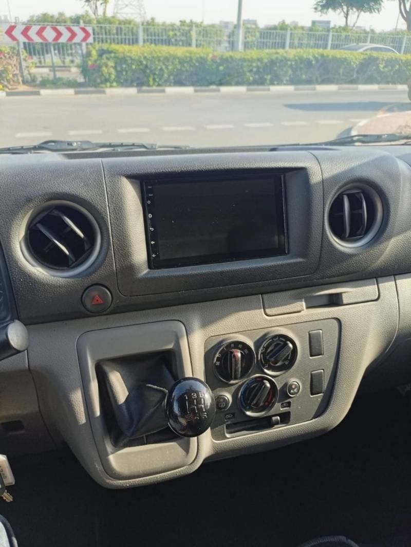 2021 Nissan Urvan STANDARD thumbnail 7
