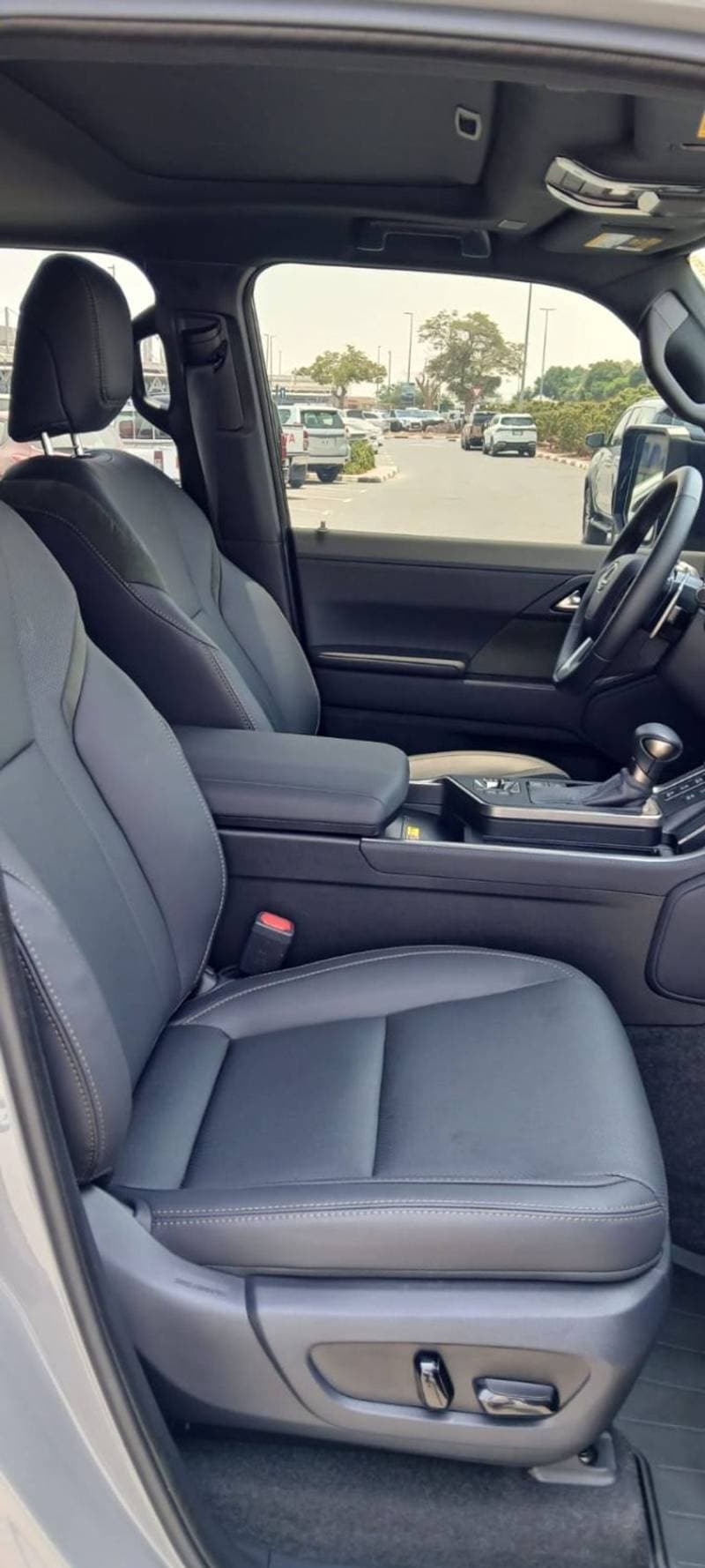 2025 Lexus GX550 PREMIUM thumbnail 6