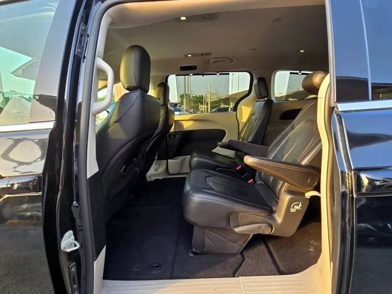 2020 Chrysler Pacifica thumbnail 7