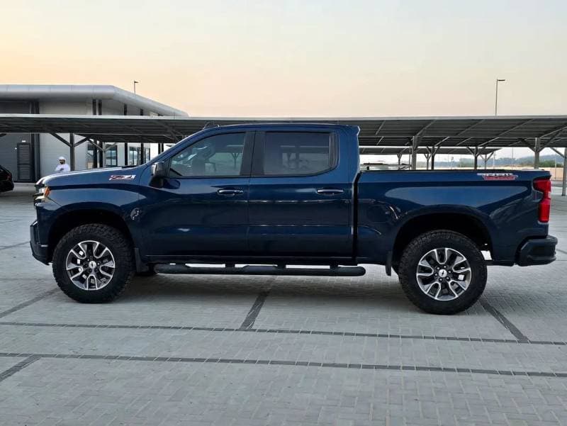 2021 Chevrolet Silverado thumbnail 6