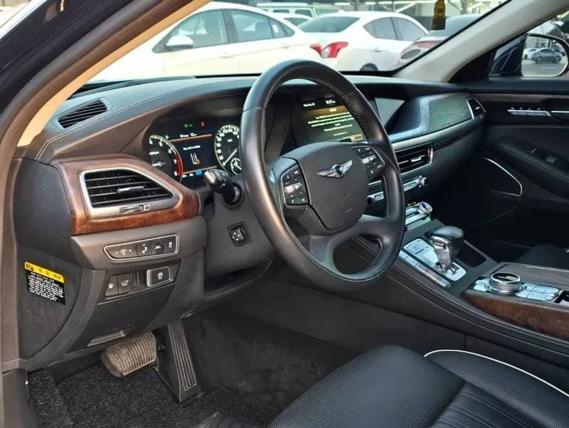 2021 Genesis G90 ROYAL thumbnail 6