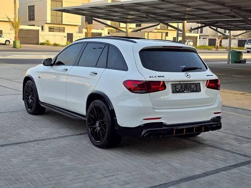 2020 Mercedes Benz GLC 300 AMG thumbnail 5