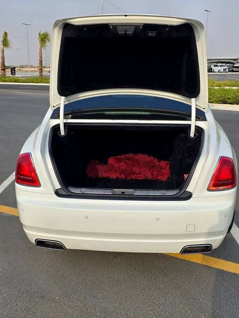 2014 Rolls Royce Ghost thumbnail 8