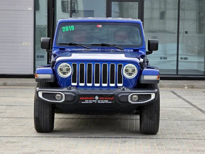 2019 Jeep Wrangler Unlimited SAHARA thumbnail 3