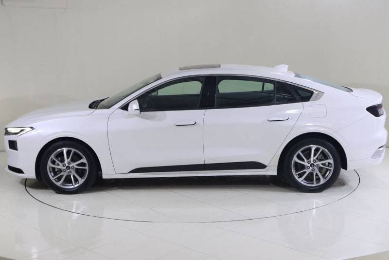 2023 Ford Taurus AMBIENTE thumbnail 4
