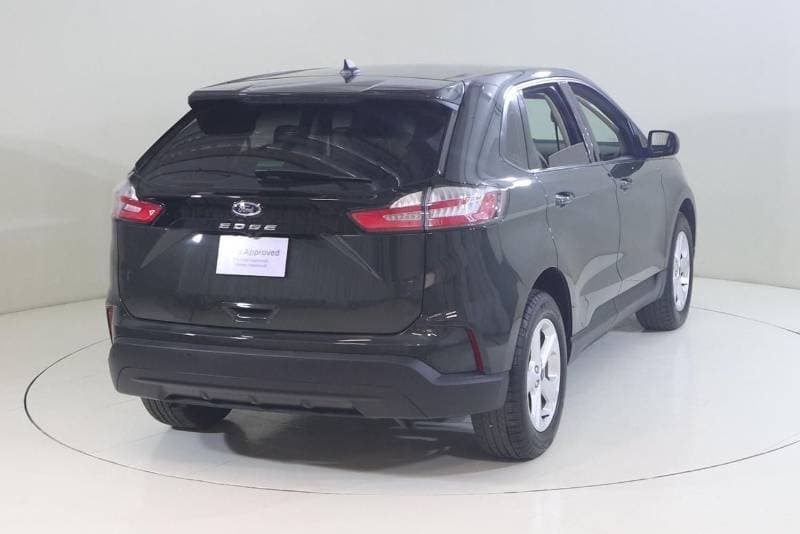 2022 Ford Edge SE thumbnail 2
