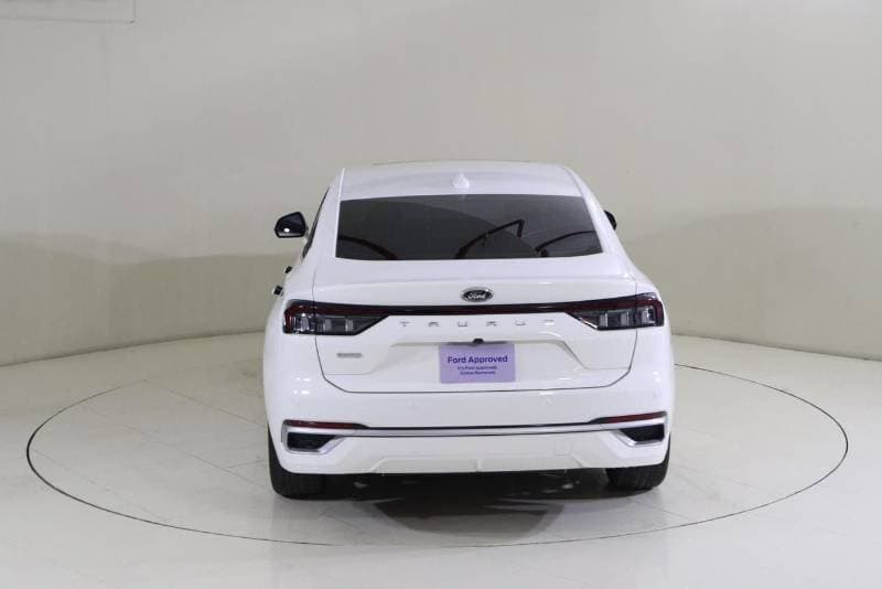 2023 Ford Taurus AMBIENTE thumbnail 6