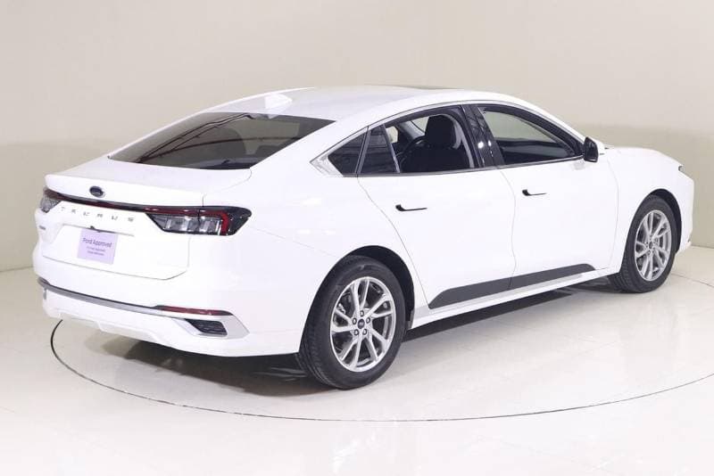 2023 Ford Taurus AMBIENTE thumbnail 5