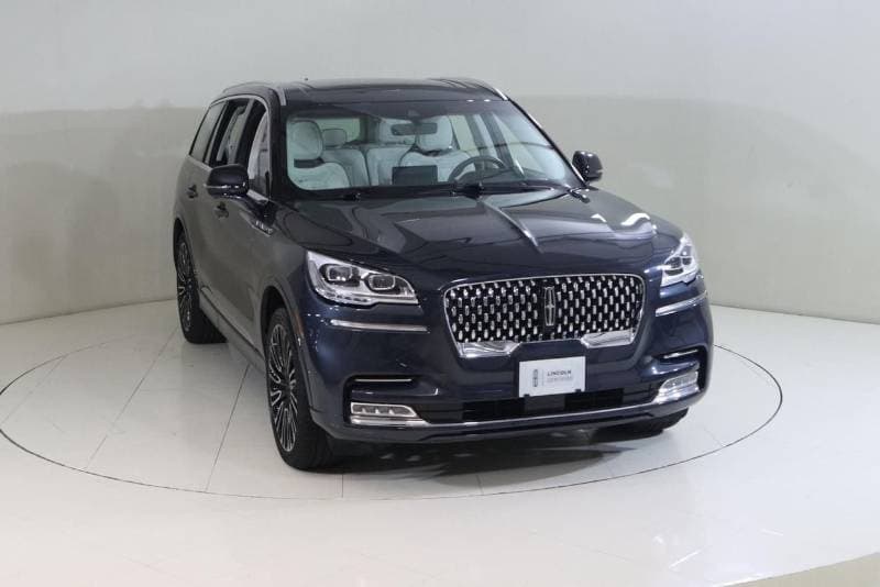 2023 Lincoln Aviator PRESIDENTIAL thumbnail 5