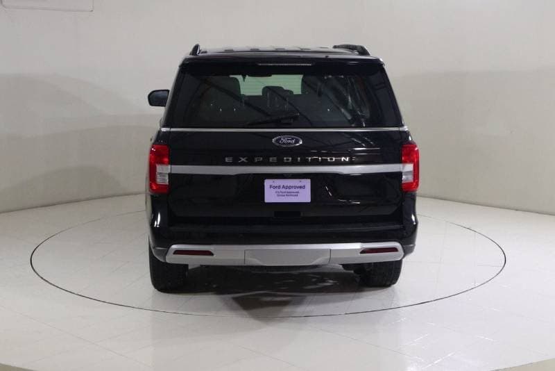 2022 Ford Expedition XLT thumbnail 5